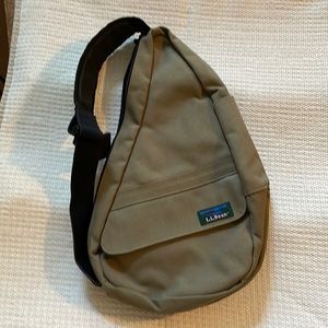 LL Bean AmeriBag Healthy Back Bag Back Pack Sling Shoulder Bag